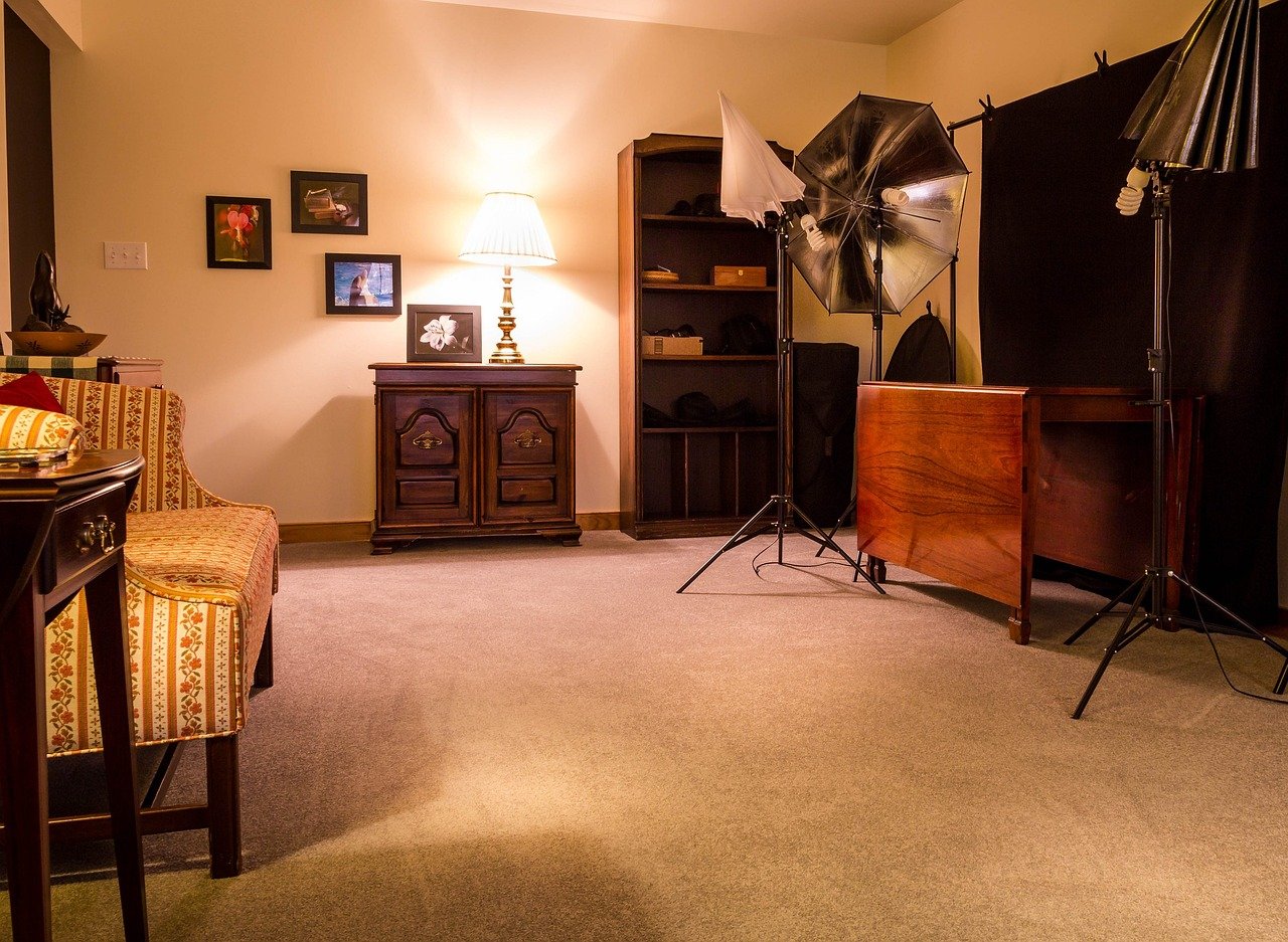 studio, bonus room, photography studio-670283.jpg